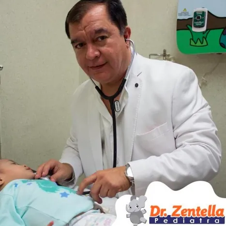 Dr. Patricio Carlos Zentella De Santiago, Pediatra