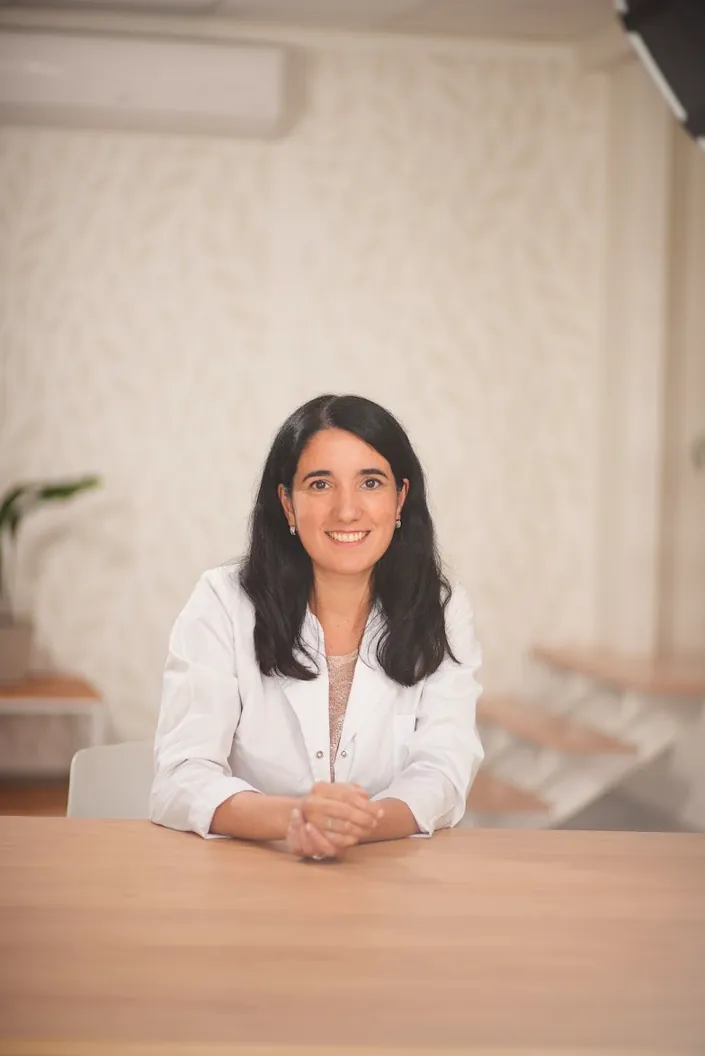 Dra. Anabella Bastard – Dermatóloga Infantojuvenil