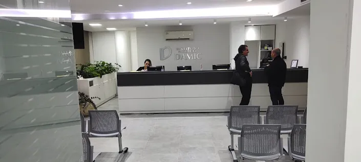 Instituto Médico DAMIC (Docencia Asistencia Médica e Investigación Clínica) | D.A.M.I.C. S.R.L.
