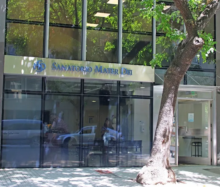Sanatorio Mater Dei – Consultorios Externos – Castex 3360